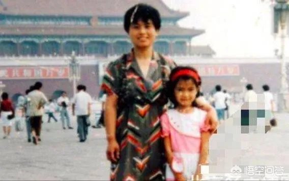 赵又廷发文宣布高圆圆怀孕了，高圆圆生下宝宝后还会重回娱乐圈吗？