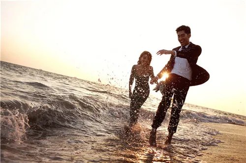 上海婚纱照一般多少钱  上海婚纱照哪家拍的好