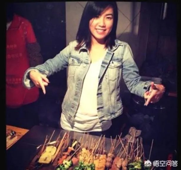 如何看待黎明在社交媒体大方宣布当爸喜讯之事?