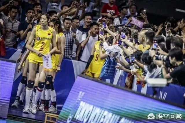 酣畅淋漓!中国女排以3：0大胜土耳其女排顺利进入东京奥运会，如何评价本场比赛？