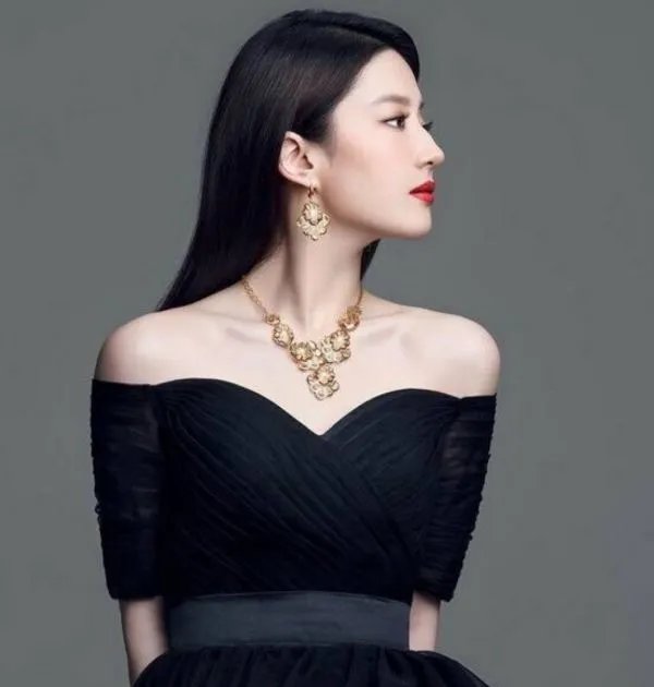 刘亦菲的成功，到底是什么原因让她成功的？