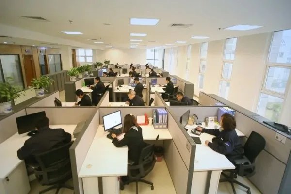 中企动力销售一个月能挣多少