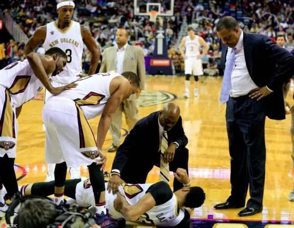 鹈鹕是哪个球队改名的