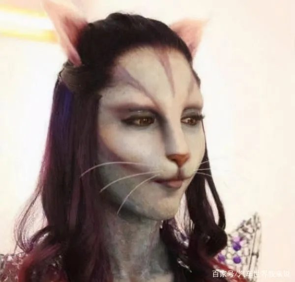 她是非诚勿扰最特殊的女嘉宾,化妆成猫脸无人敢牵手,卸妆后长成什么样?