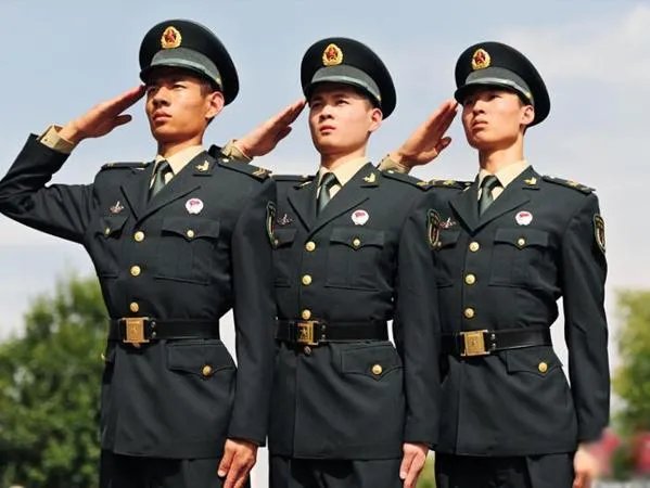 你见过最傻的男人是怎样的？