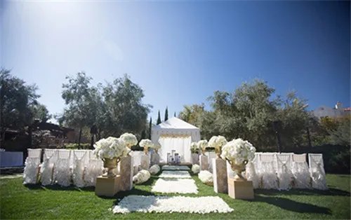 重庆户外婚礼场地一览表 户外婚礼怎样布置好看