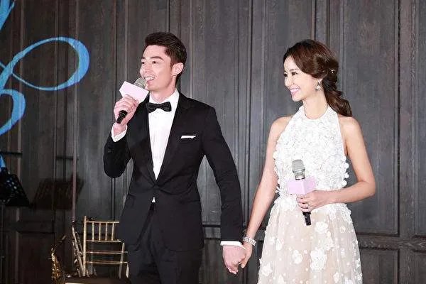 深夜牵手逛街，林心如霍建华的真实关系如何？