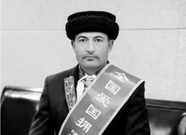 全国劳模救落水儿童不幸遇难，这样的行为值得学习吗？