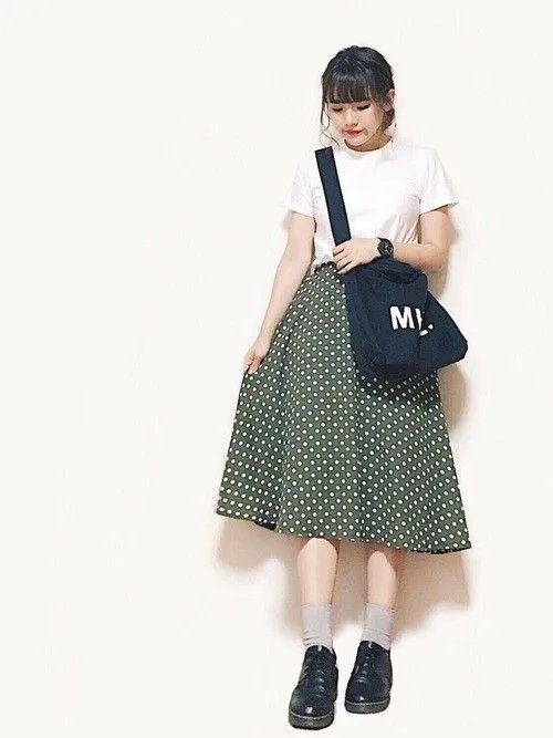 白色t恤怎么搭配 20款不重复白t恤穿搭