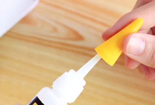 不怕水的胶水有哪些