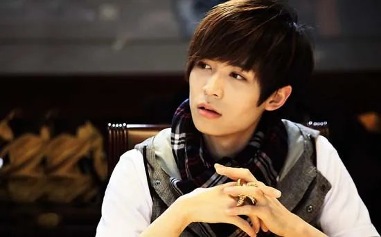 马雪阳的女朋友照片曝光 百万粉丝”刘妙恋情浮出水面