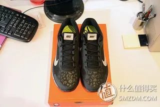 Nike 耐克 NIKE ZOOM STRUCTURE+ 17 SHIELD 男款跑步鞋 616304