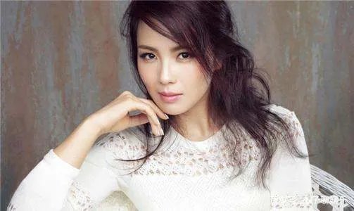 刘涛转身嫁给王珂，李玮珉：宠爱4年，却不如人家20天的结果，这是为何？