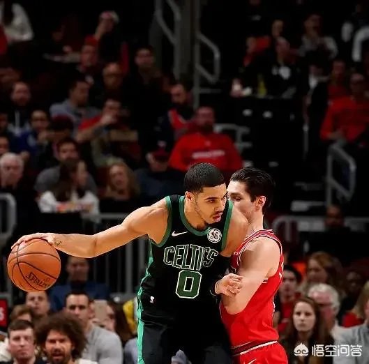 NBA2018-2019赛季，火箭和绿军相比，谁更接近勇士？