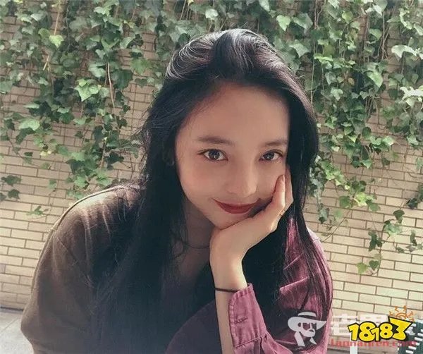 具荷拉回应舞台事故：尽了最大努力问心无愧