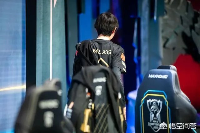 MLXG沉迷DNF受到老板火箭警告，网友对此调侃“香锅，你工作没了”你认为呢？