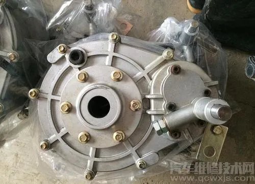 四轮定位仪的使用操作步骤教程介绍