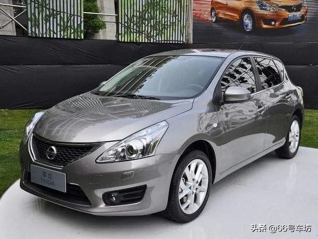 想买一辆二手车,价格6-7万,有什么推荐,要不费油的?