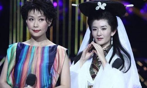 谢娜模仿刘敏涛：谢娜还模仿过哪些明星大咖？