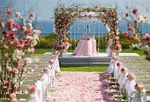 重庆户外婚礼场地一览表 户外婚礼怎样布置好看