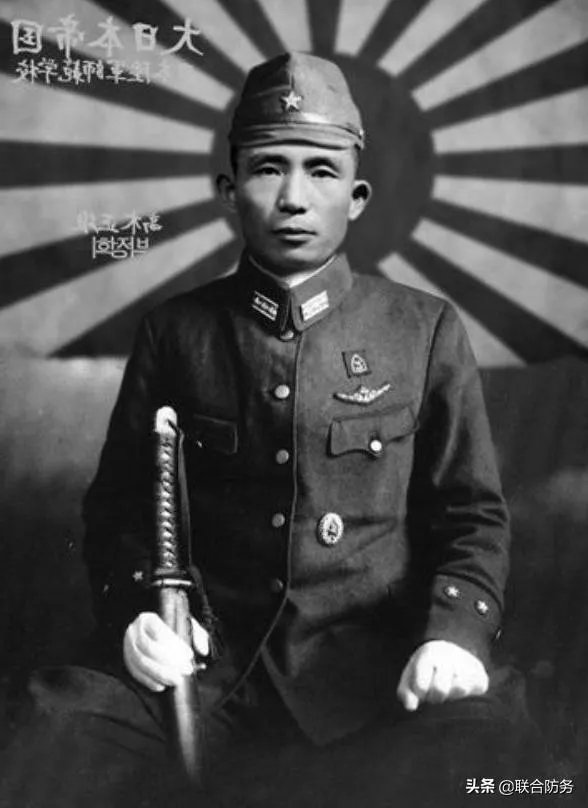 现在韩国倍受日本打压和制裁，这是文在寅的错，还是朴槿惠的错？