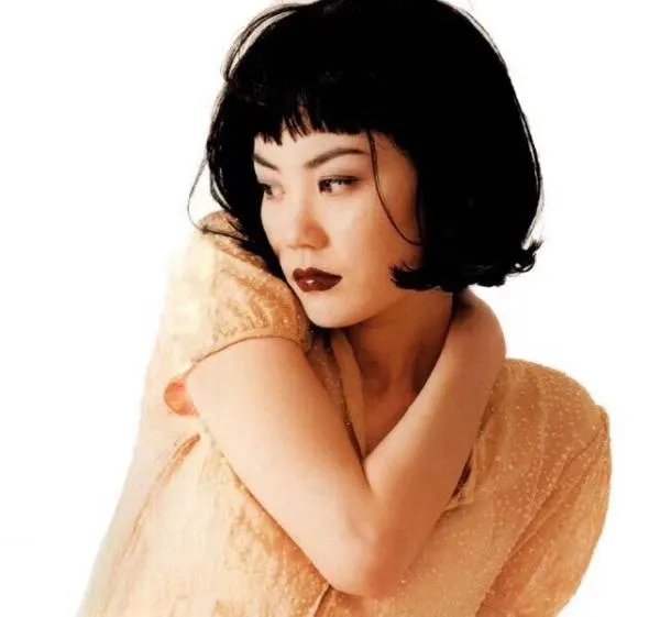 王思聪作为娱乐圈的纪检委，他都撕过哪些明星？