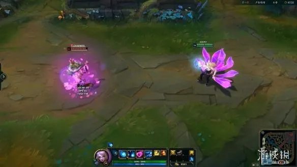 LOL偶像歌手阿狸皮肤对比 两种黑丝你更爱哪一款?