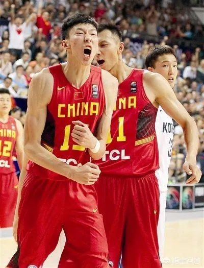 周琦在NBA季后赛进入轮转，周琦这是要崛起了吗？