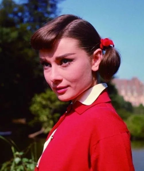 奥黛丽 赫本个人资料