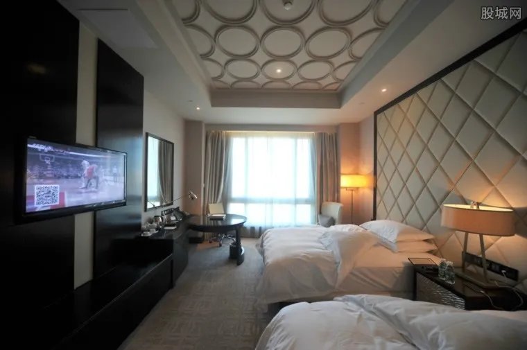 酒店曝花总信息 贵阳希尔顿酒店曝光个人信息已违法