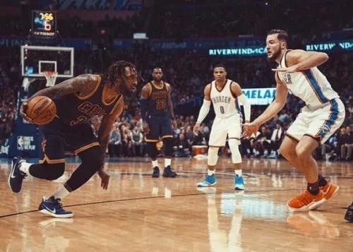 德里克威廉姆斯因为什么被骑士放弃?