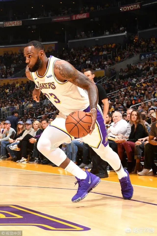 詹姆斯26+7+4,“拳王”盖帽绝杀老鹰,怎么评价这场比赛?