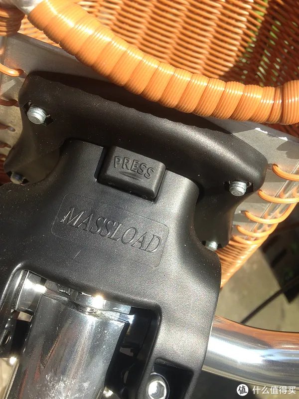 #本站首晒# 真正的买菜车！GIANT 捷安特 MOMENTUM 七速女式休闲自行车