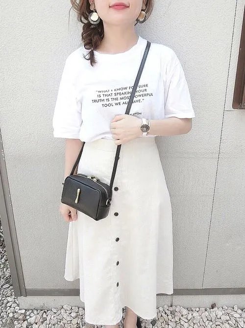 白色t恤怎么搭配 20款不重复白t恤穿搭