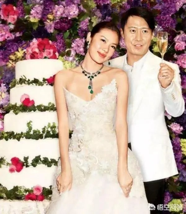 如何看待黎明在社交媒体大方宣布当爸喜讯之事?