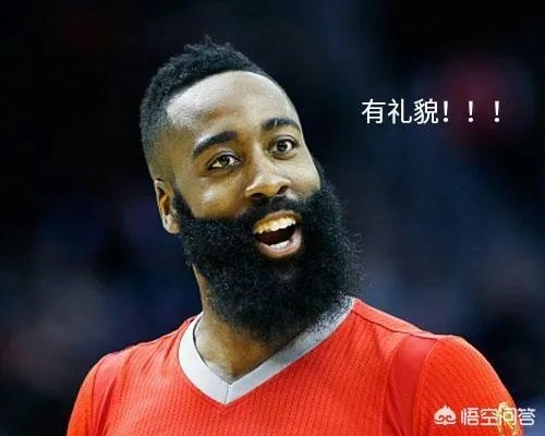 笑喷了！保罗边运球边与哈登母亲击掌，结果被吹出界失误，你如何看？