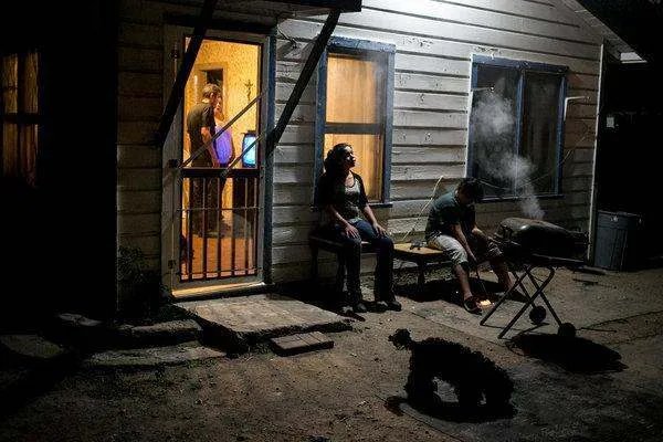 嘟嘟的1两个“穷人”出名