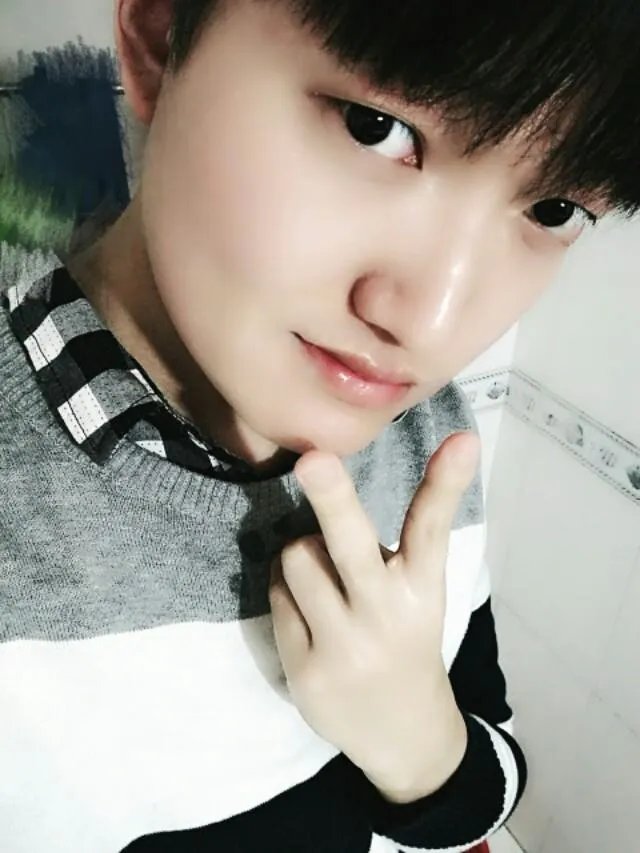 普通男生剪什么发型好？