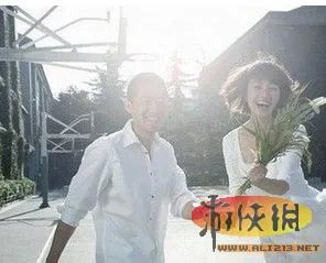 吴建豪结婚照曝光 盘点娱乐明星罕见搞怪婚纱照