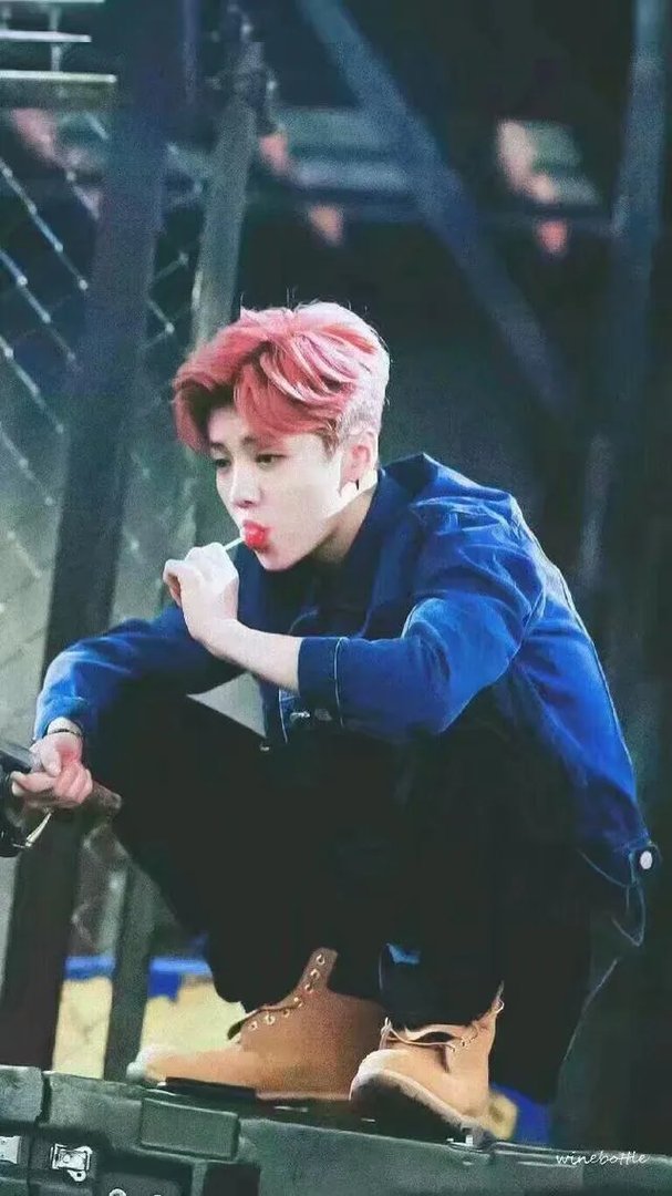 大家喜欢看奔跑吧还是约吧大明星？