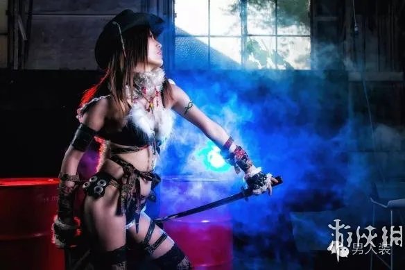 岛国VR打僵尸神作：女高中生的制服怎么都炸裂了？