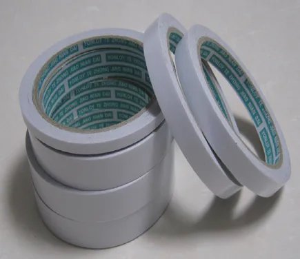 双面胶粘到墙上怎么揭下来~!