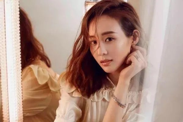 杨幂米线只吃一根！娱乐圈里哪个女明星的自制力最强？