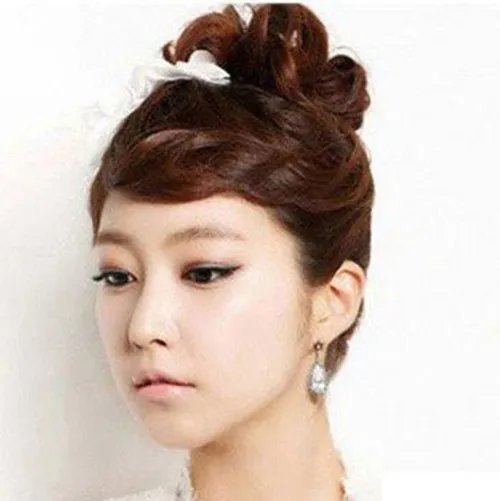 带刘海的新娘发型怎样盘好看 新娘发型欣赏