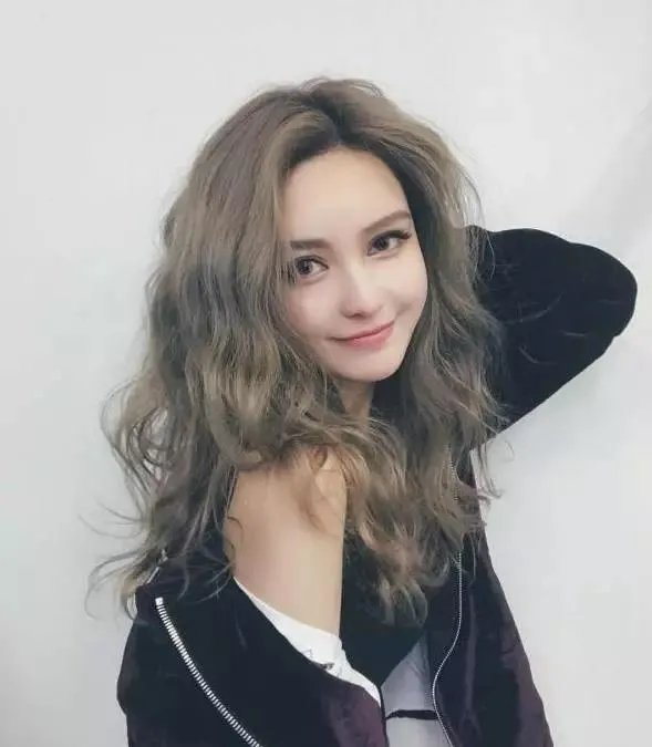 为什么很多人觉得周扬青配不上罗志祥？