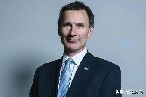 约翰逊成为英国下任首相，女王可能被迫违反王室规定，这是怎么回事？