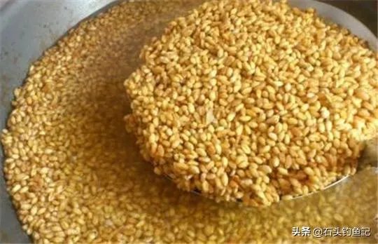 下雨天河边钓鱼，打鱼窝有没有效果，知道的老铁能否分享下经验？