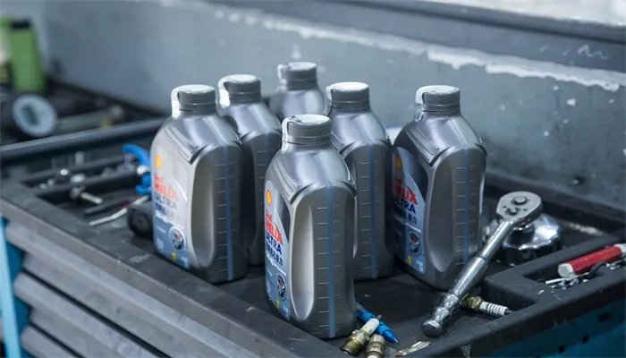 不同品牌的机油可以混用吗 不同品牌的机油能不能混用