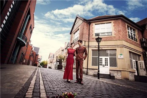 上海知名婚纱摄影有哪些 上海拍婚纱照外景哪里好