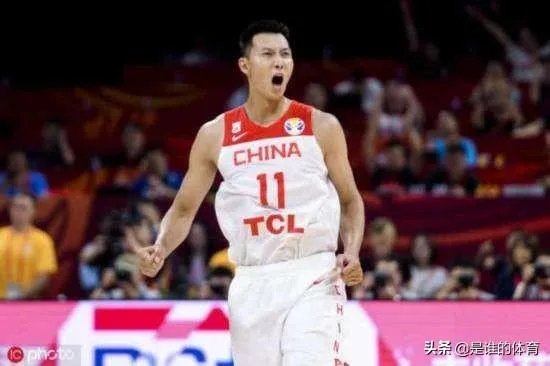 谁动了李楠的帅位,杜锋如何平衡国家队和广东队?